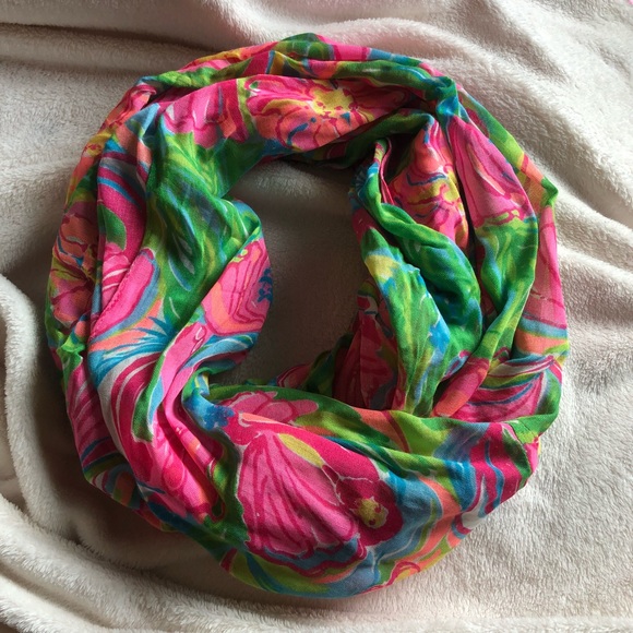 Lilly Pulitzer Accessories - Lilly Pulitzer Scarf